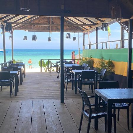 Secret Cabins At Firefly Beach Cottage Negril Exterior foto