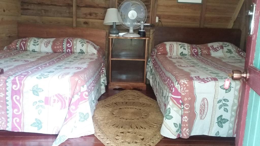 Secret Cabins At Firefly Beach Cottage Negril Zimmer foto